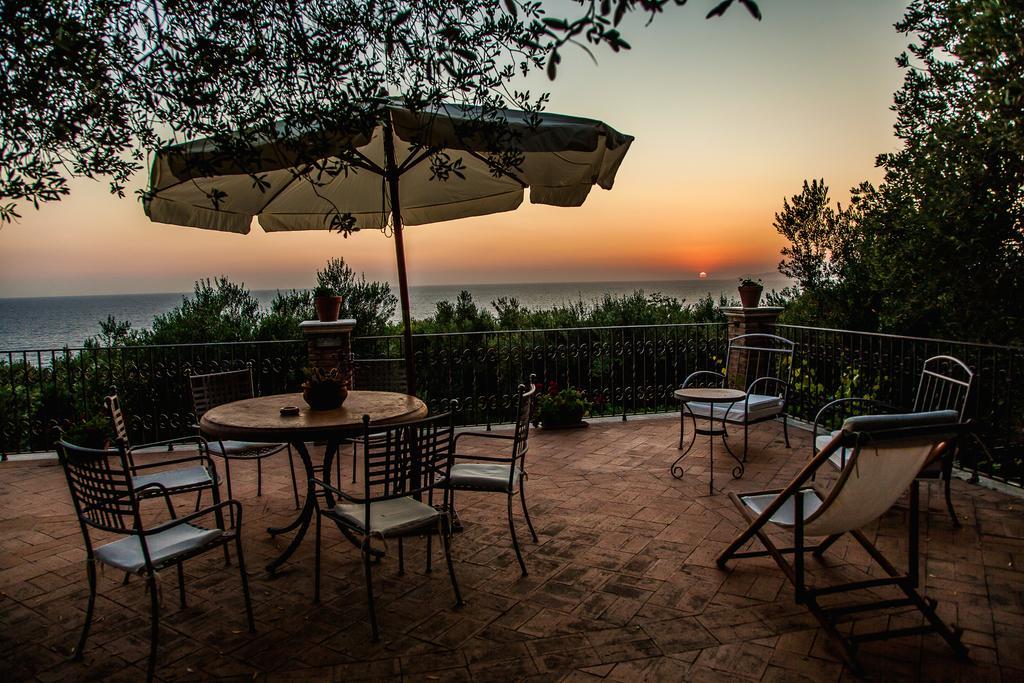 Donnasilia Bed and Breakfast Palinuro Buitenkant foto